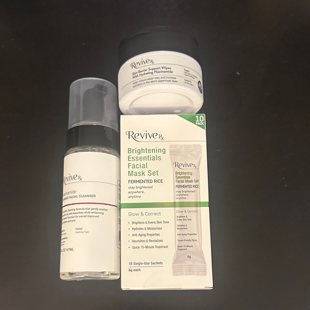 New Revive Rx Brightening Essentials Facial Mask Set + facial cleanser & wipes